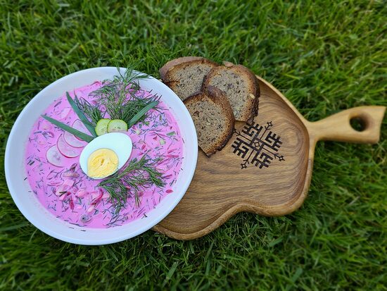 Pikniks rožu dārzā